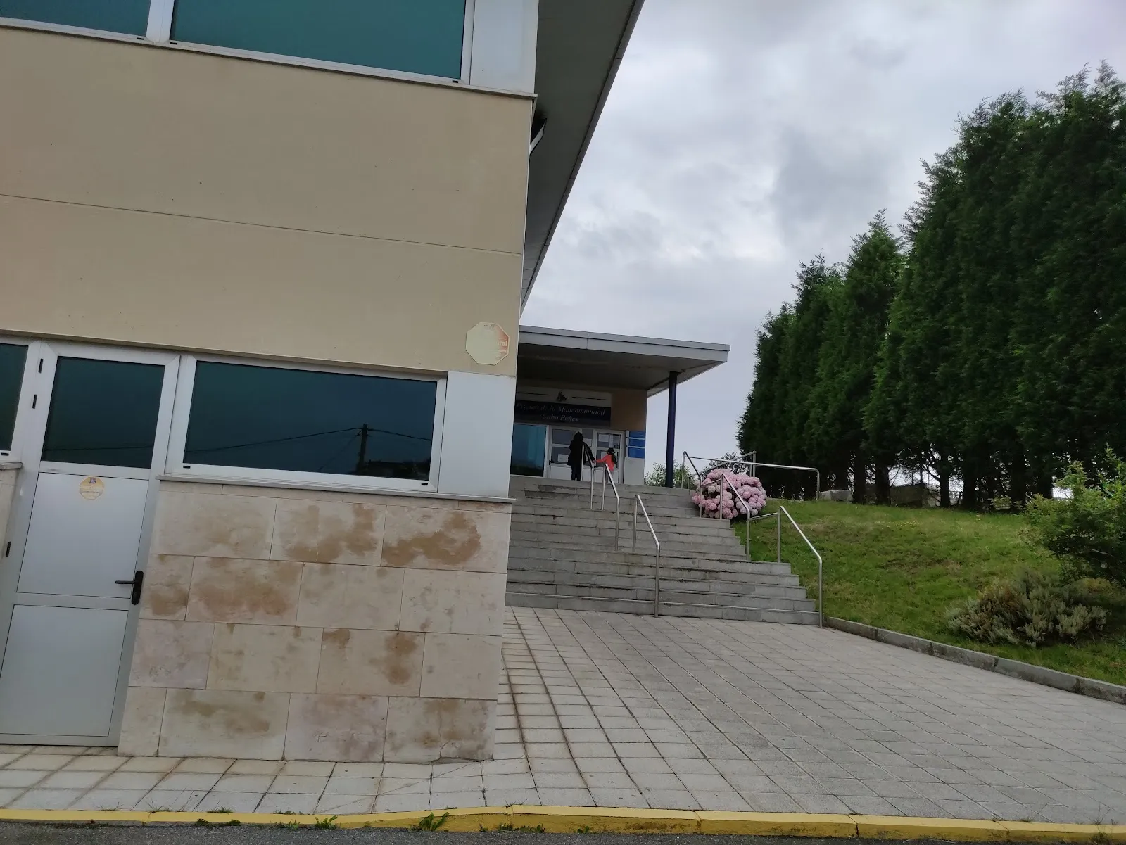 Piscina Mancomunidad Antromero — estudio de fitness-studio en L'Aramar — 3