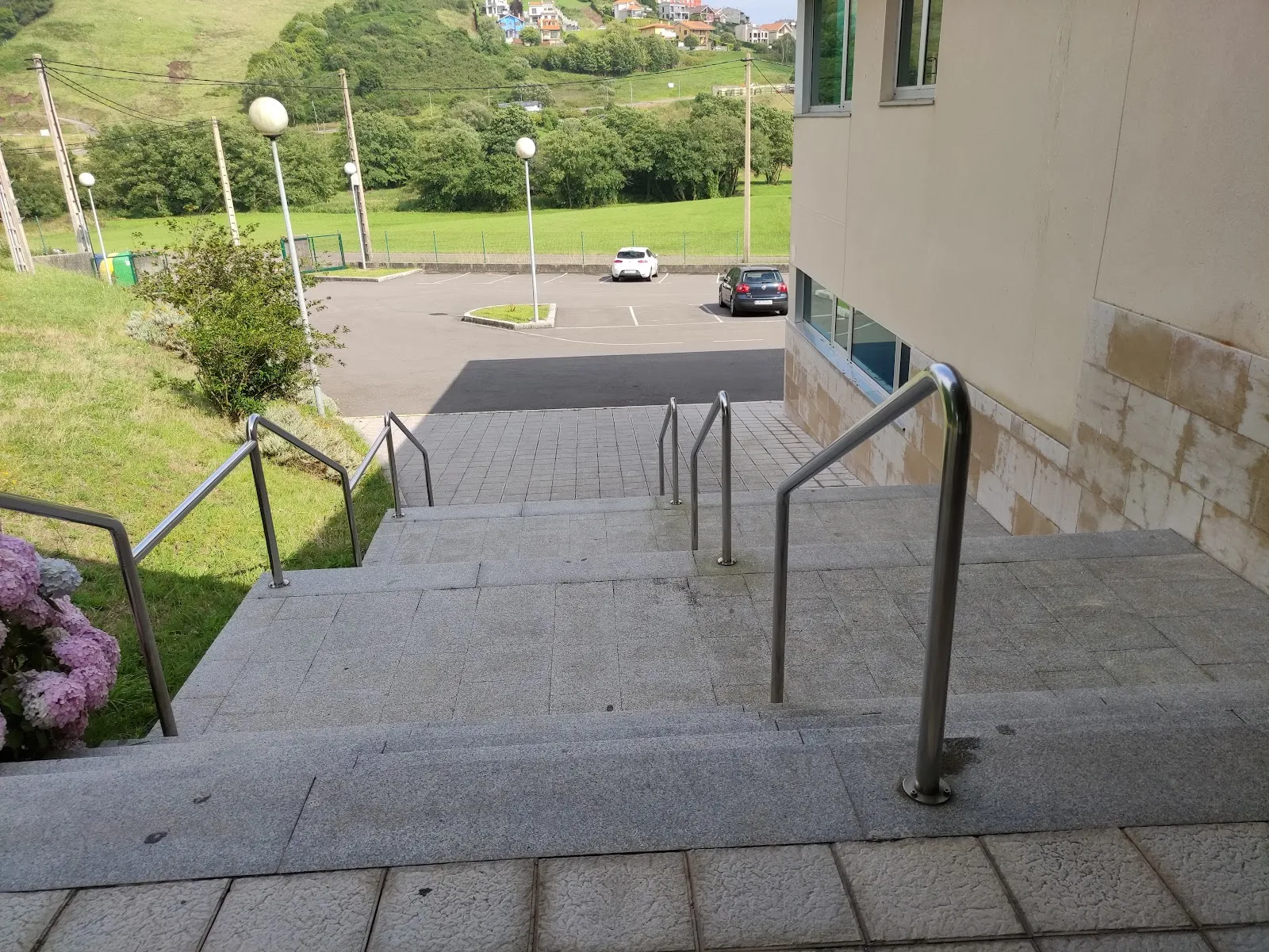 Piscina Mancomunidad Antromero — estudio de fitness-studio en L'Aramar — 4
