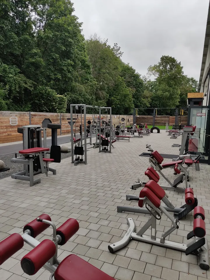 V8 Sports — fitnessstudio in Frankfurt am Main — 5