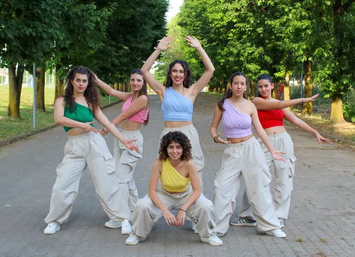 Sabor y Sentimiento - Scuola di ballo — danza-studio a Treviolo — 4