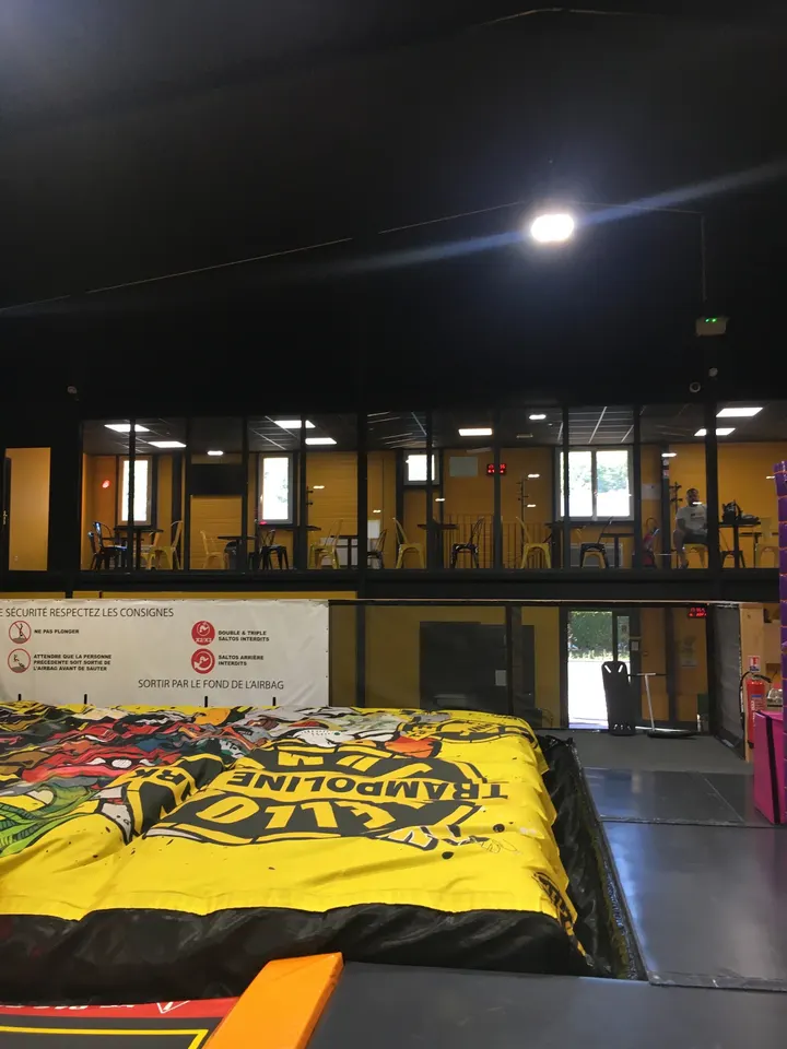 Yellow Jump Givors — gymnastique-studio à Lyon — 4