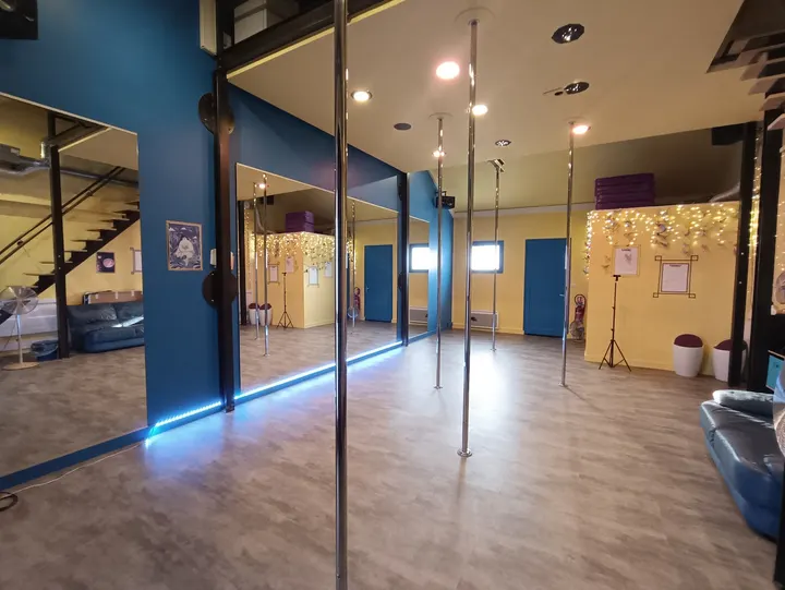 Pam&Polette — Pole Fitness à Le Vieux Doulon, Nantes