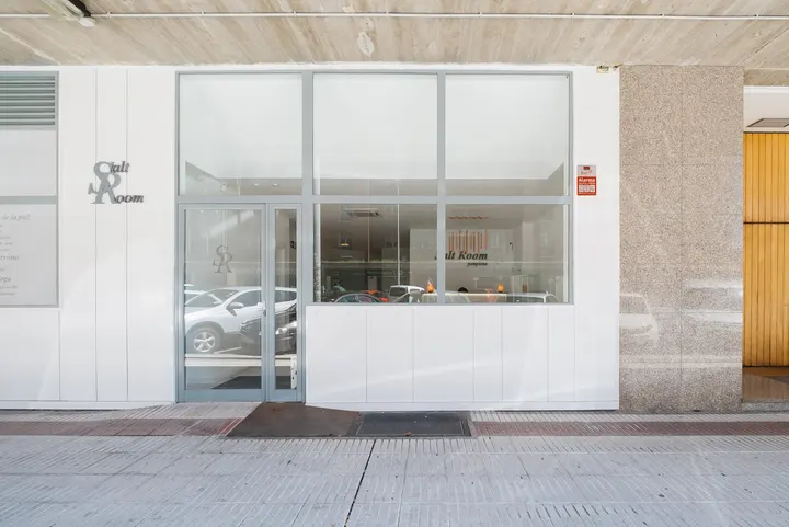 Salt Room Pamplona | Haloterapia, Cuevas de Sal y Bienestar — recovery-studio en Pamplona — 5