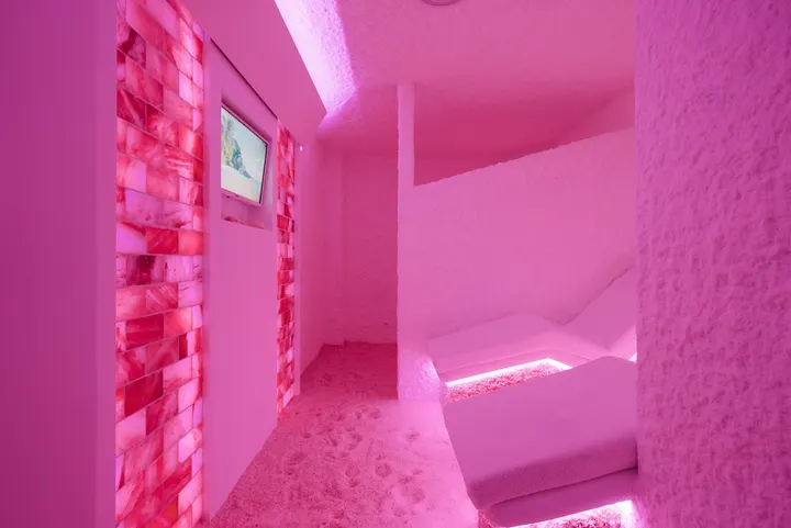 Salt Room Pamplona | Haloterapia, Cuevas de Sal y Bienestar — Recovery en Ermitagaña-Mendebaldea, Pamplona