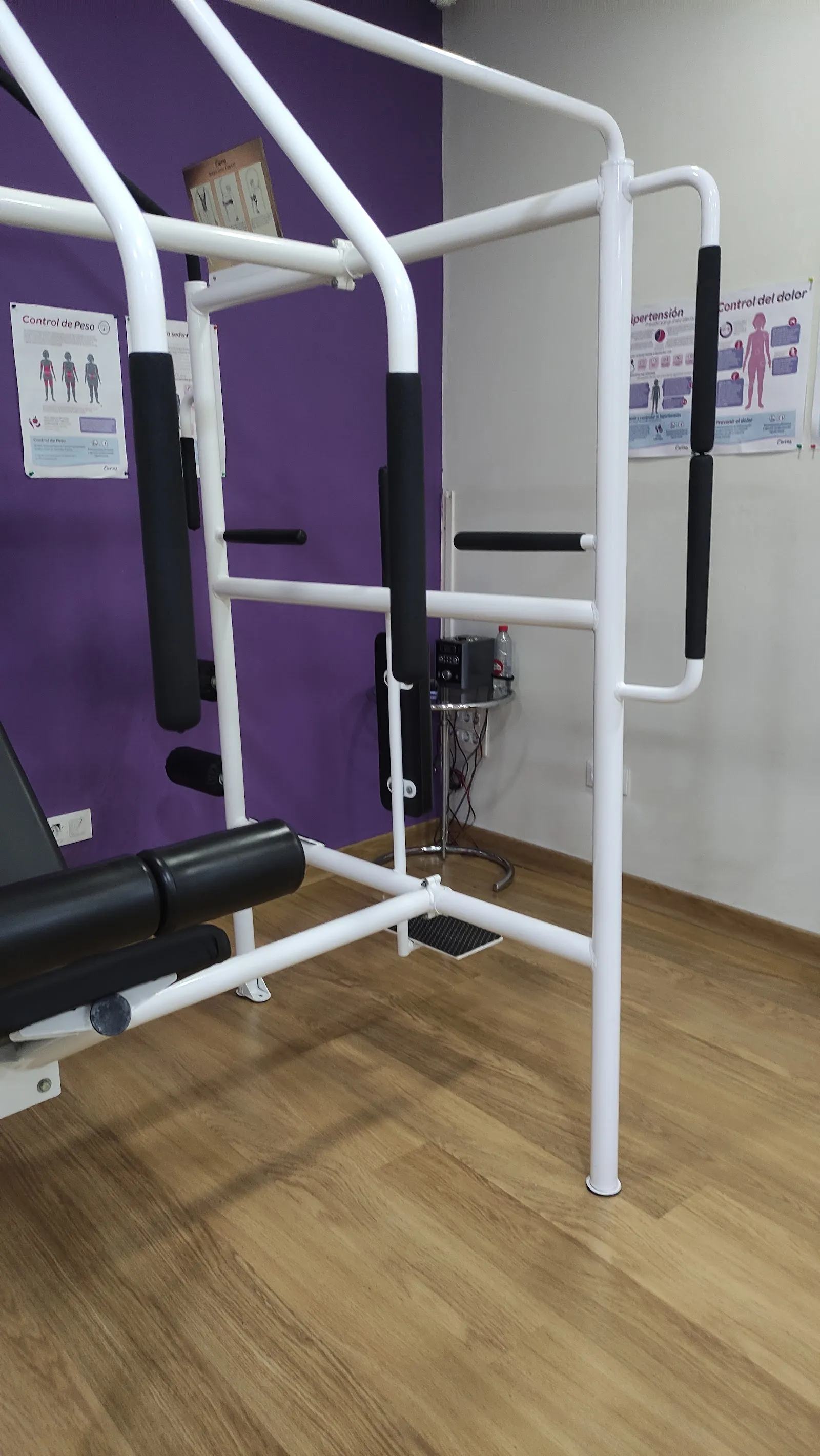 CURVES — estudio de fitness-studio en Sevilla — 3