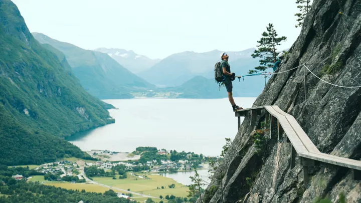 Via Ferrata Åndalsnes — klatring-studio i Høljenes, Åndalsnes — 3