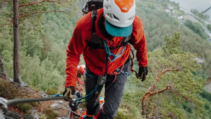 Via Ferrata Åndalsnes — Klatring i Høljenes, Åndalsnes