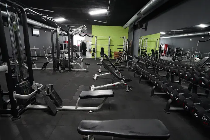Perzeon Fitness Sl — Estudio de fitness en El Señorío de Illescas, Illescas