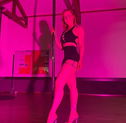 Flow State — pole fitness-studio in North Stifford, Grays — 2