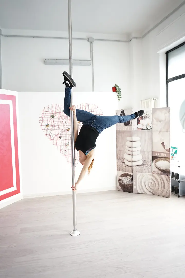 Your Self Asd — pole dance-studio a Mirafiori Nord, Torino — 2
