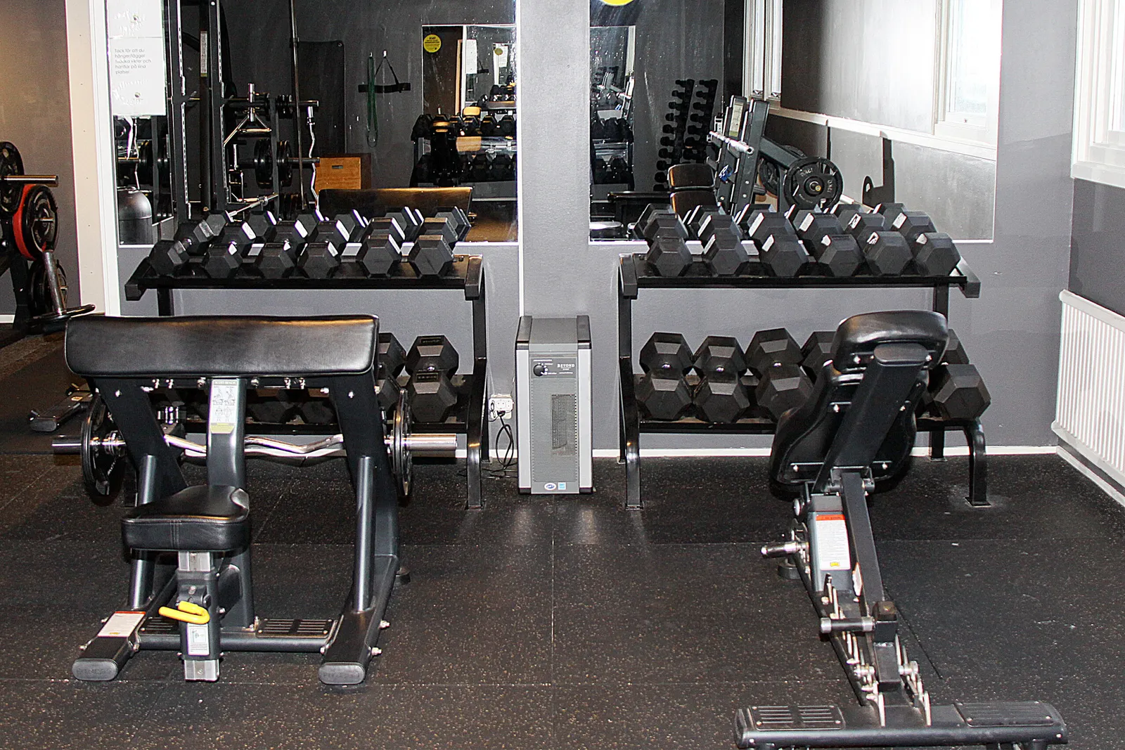 Gym4You X-Club — träningsstudio-studio i Skövde — bild 3