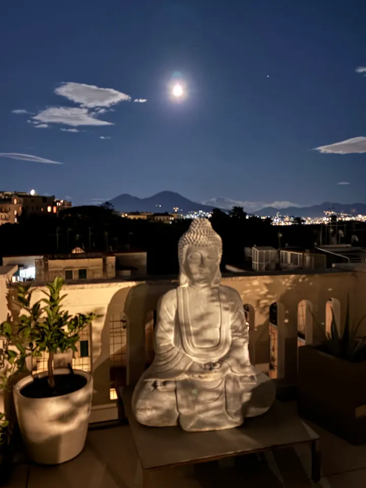 Vimāna Yoga Studio — Yoga a Vomero, Napoli