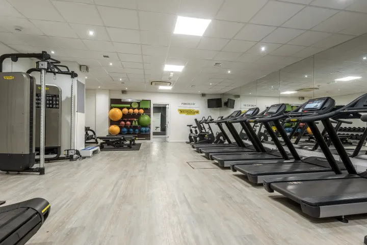 Peak Fitness Bracknell — fitness studio in Bracknell — 4