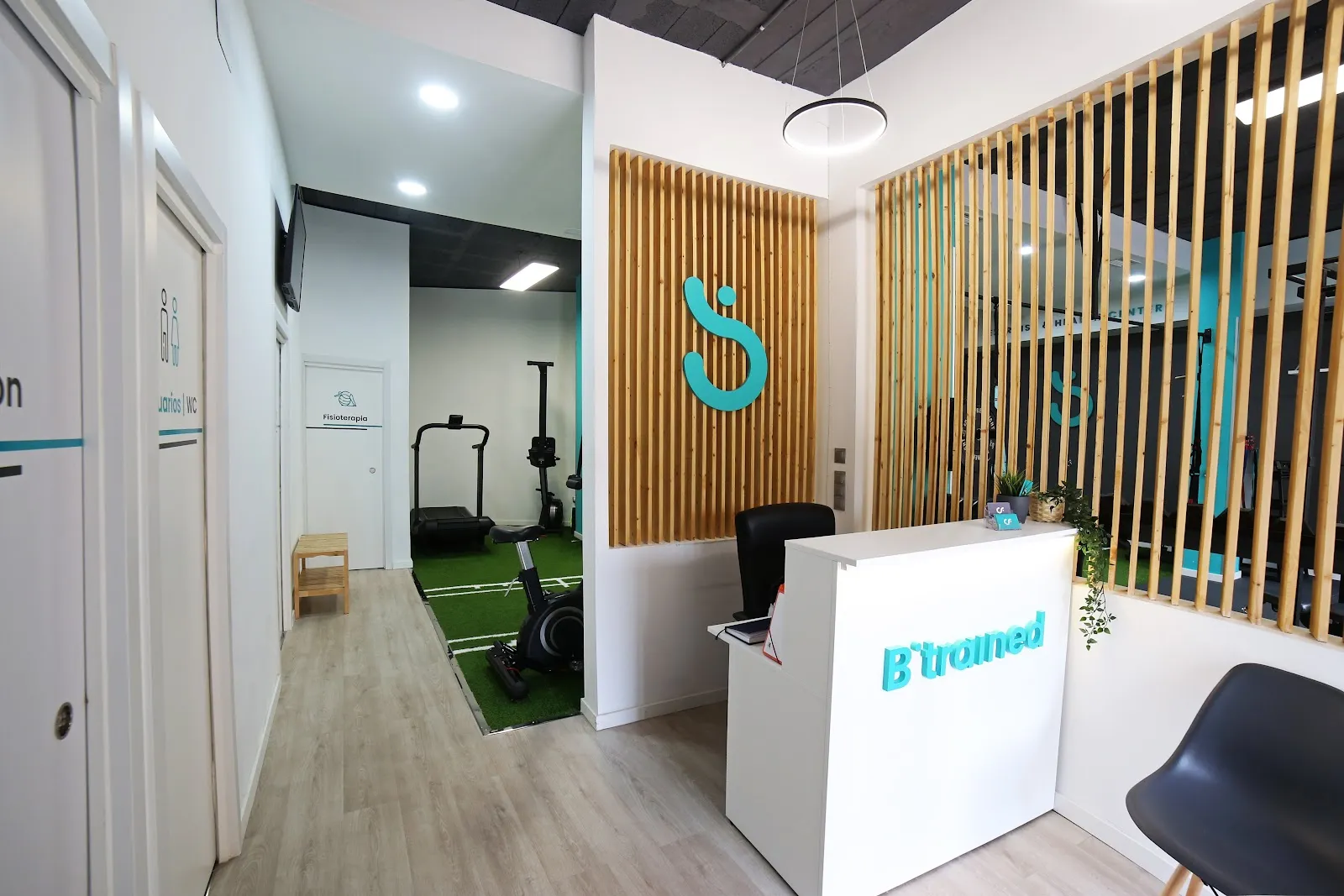 Btrained Exercise & Health Center — entrenamiento personal-studio en Málaga — 2