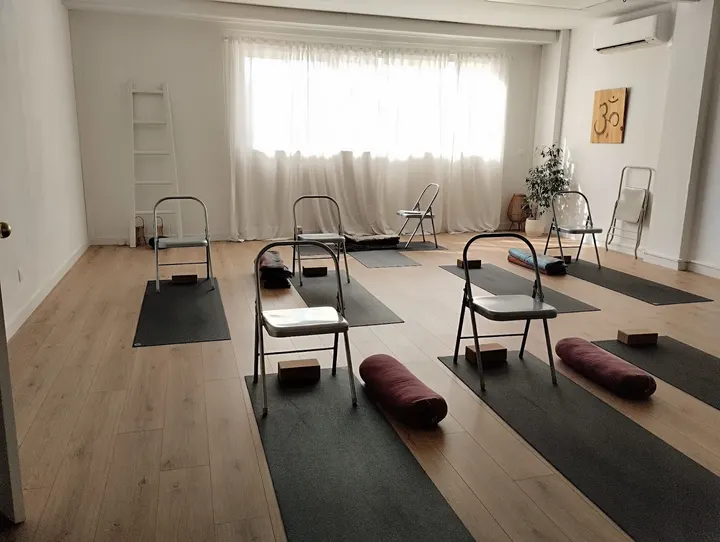 Durga yoga estudio — yoga-studio en Suroeste, Alcorcón — 3
