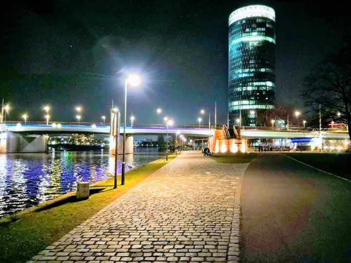 Original Bootcamp - Outdoor Fitness | Friedensbrücke — CrossFit in Gutleutviertel, Frankfurt am Main