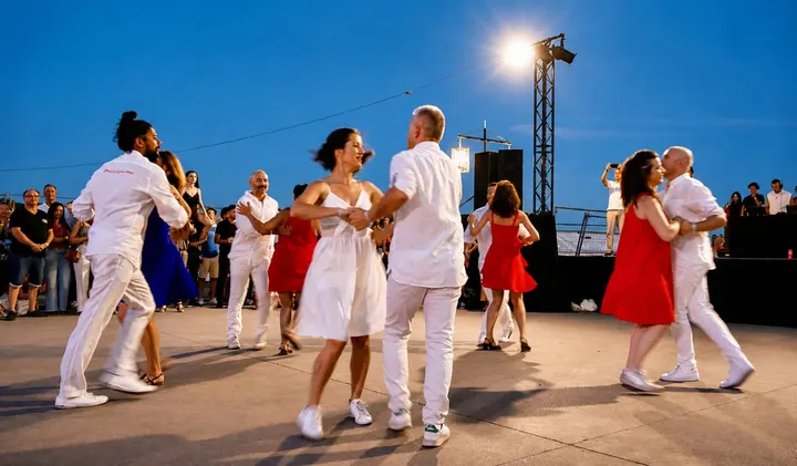 Cohiba Salsa - Salle France — danse-studio à Pessac, Bordeaux — 2