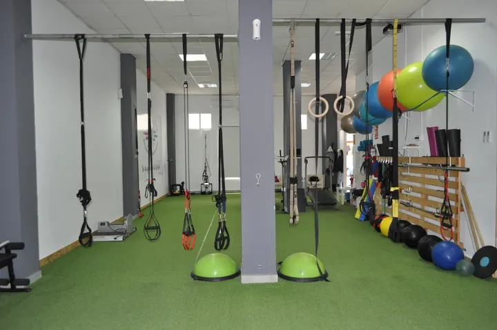 Élite Centro Deportivo — entrenamiento personal-studio en Málaga — 3