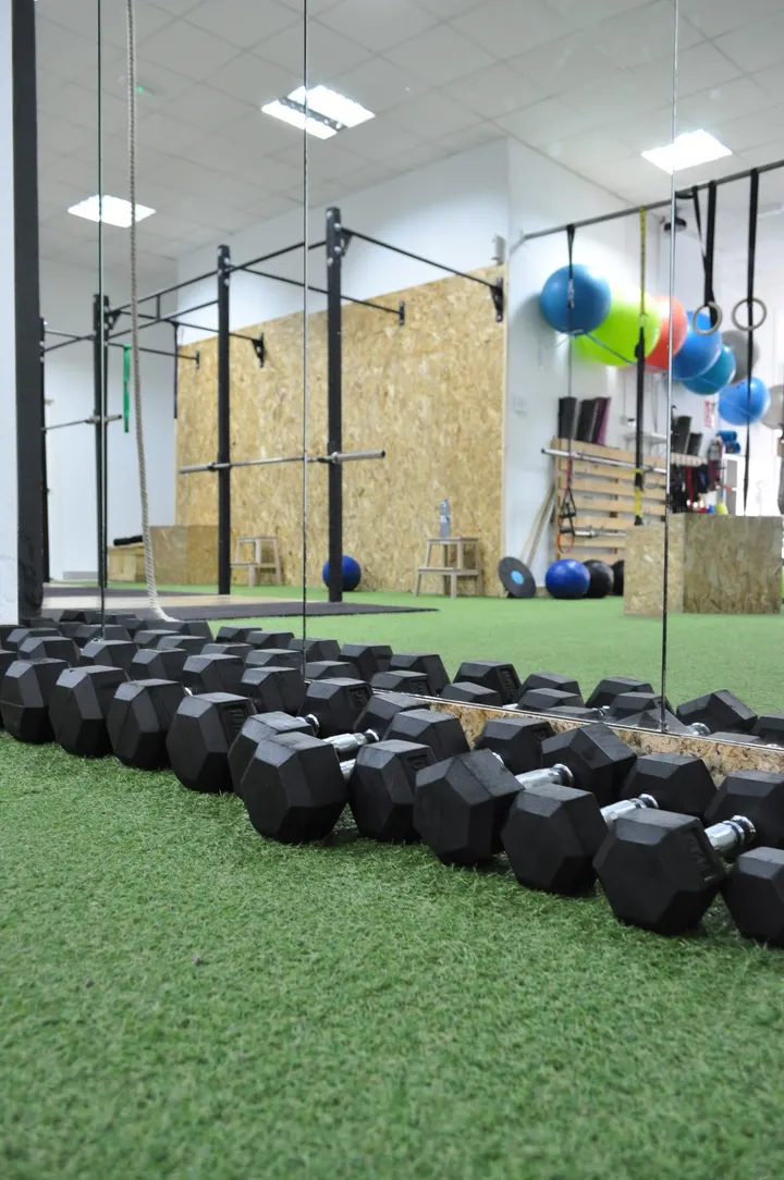 Élite Centro Deportivo — entrenamiento personal-studio en Málaga — 4