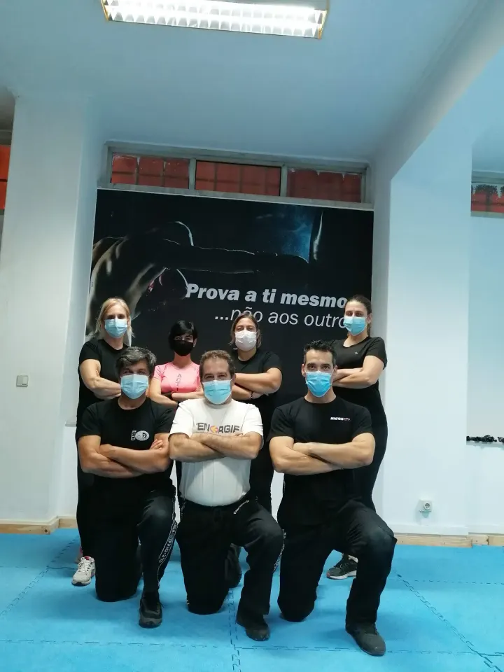Higgs Academy Fight Team Defesa Pessoal — artes marciais-studio em Sintra — 2