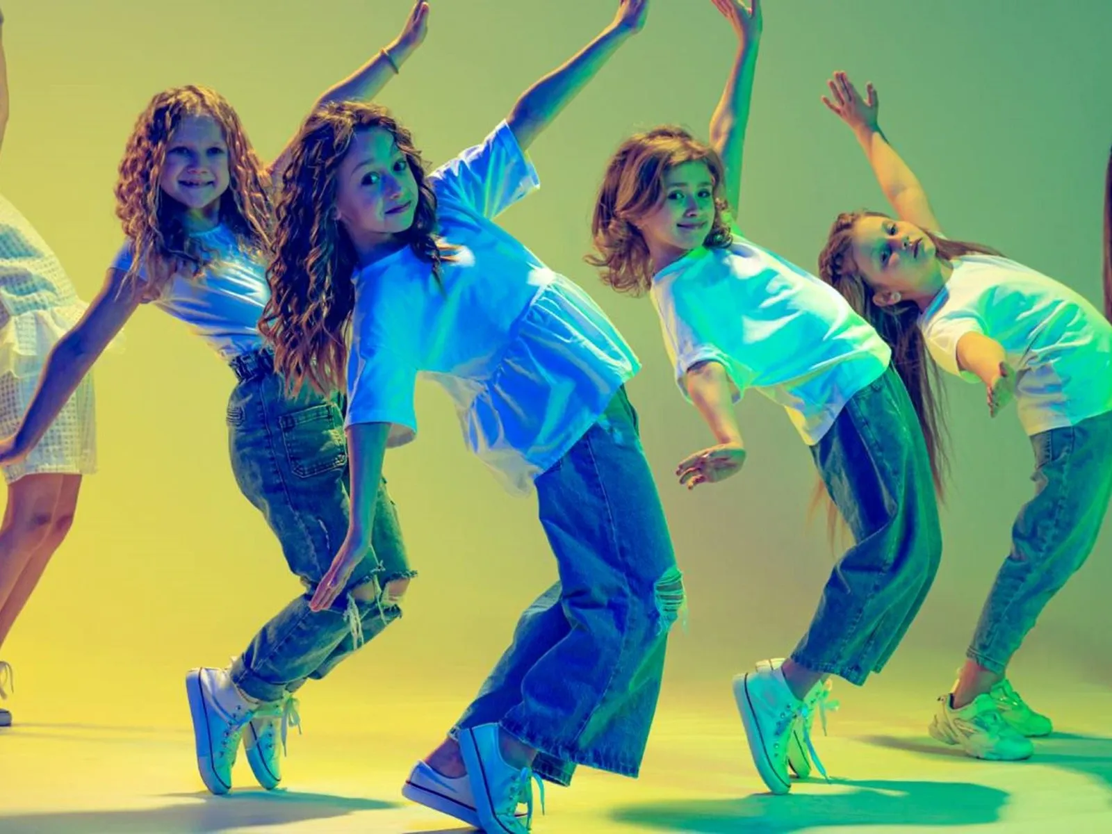 Ikas Dance — baile-studio en San Lorenzo - La Palomera - San Mamés, León — 2