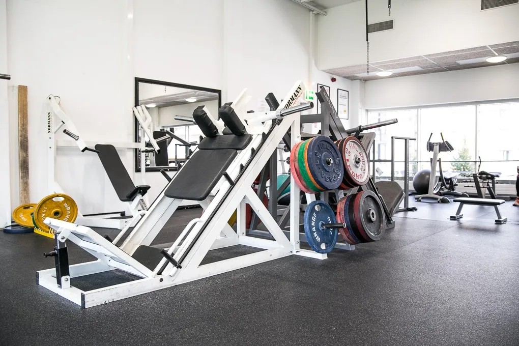 Sporttikuja Oy — nyrkkeily-studio i Hertonäs, Helsinki — bild 3