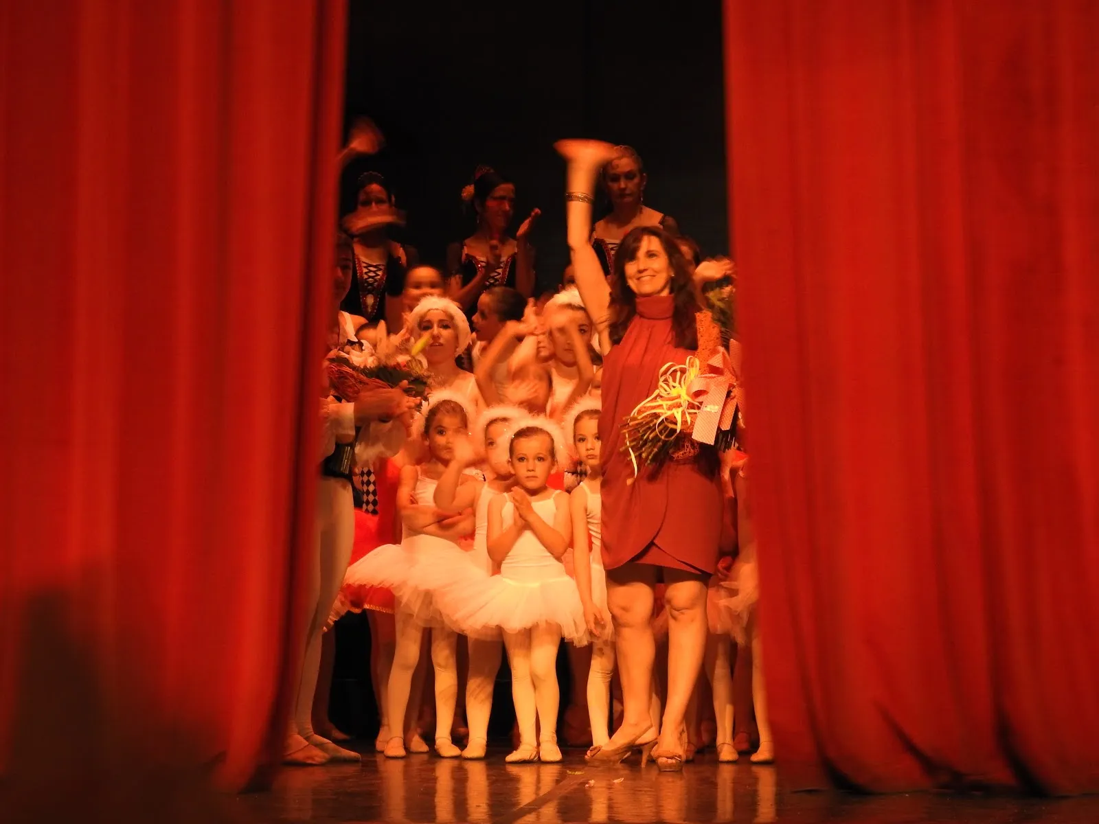 COPPELIA — baile-studio en Flores del Sil — 2
