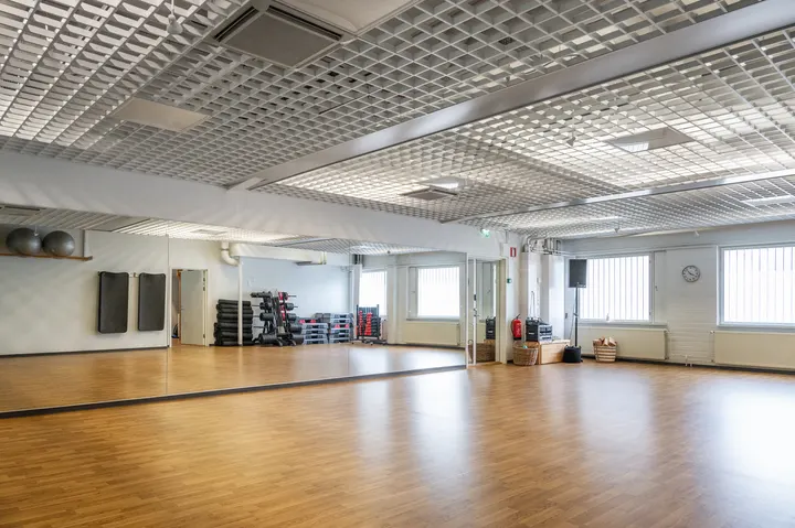 Ilona Liikunta — fitnessstudio – NUMMELA — 6
