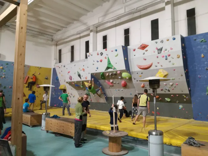 One Way Up — arrampicata-studio a Pesaro — 3
