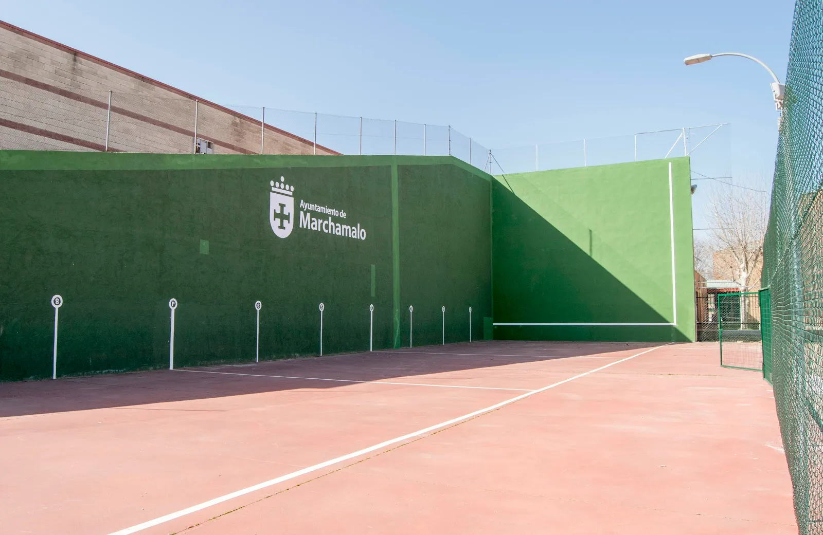 Complejo Deportivo 'llanos Manrique' — estudio de fitness-studio en Iriépal — 3