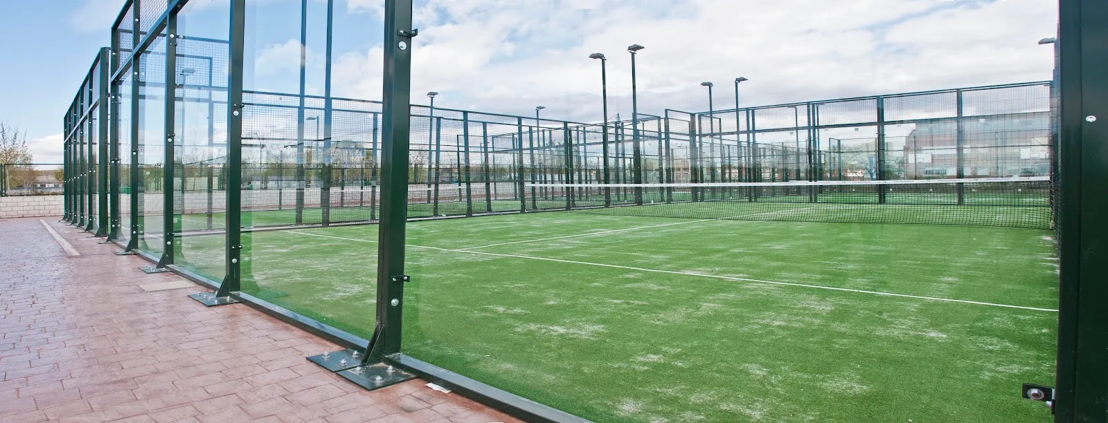 Complejo Deportivo 'llanos Manrique' — estudio de fitness-studio en Iriépal — 5