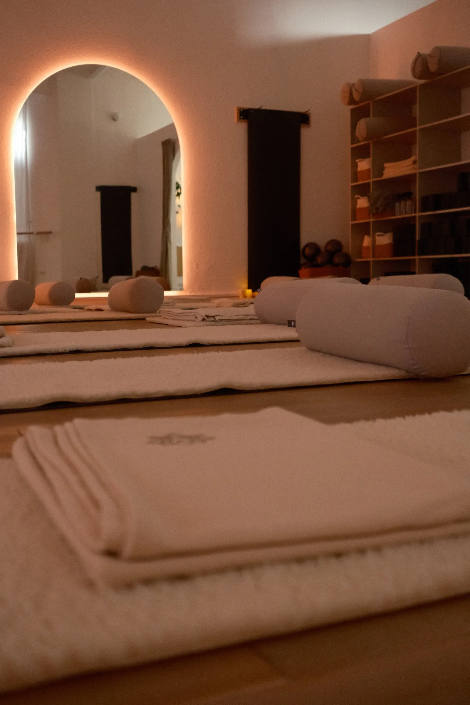 Reholist Studio — yoga-studio i Köln — 6