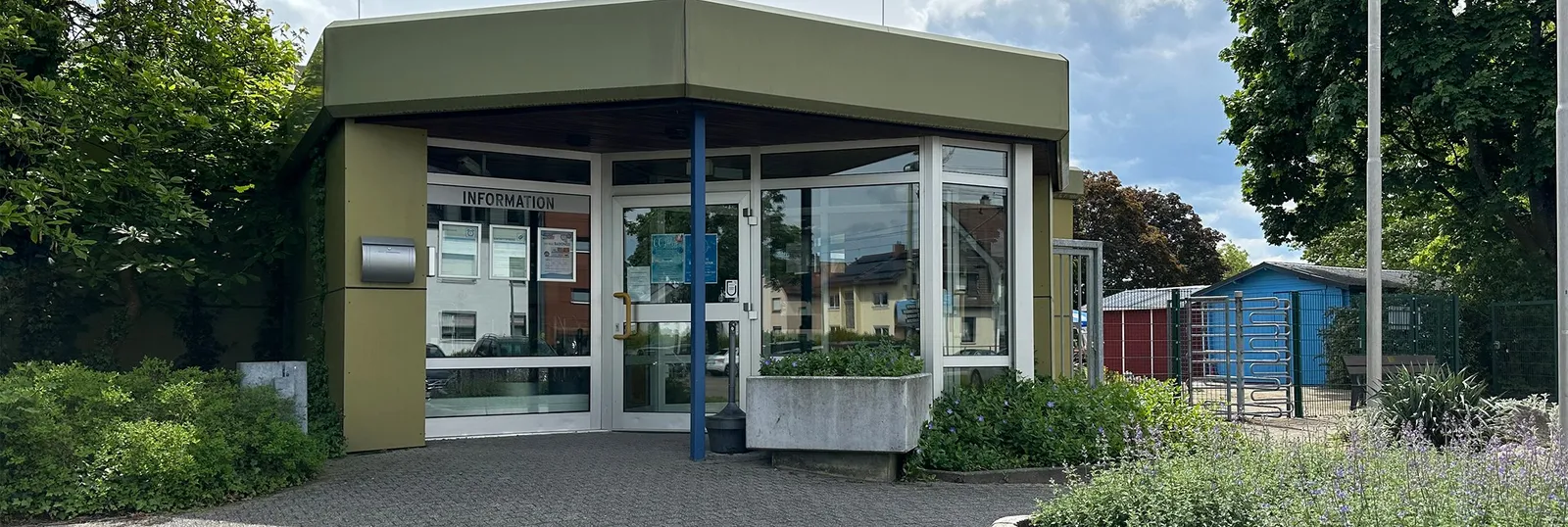 Adolf-Ehrmann-Bad - SCHWIMMEN — studio i Karlsruhe — 2