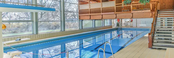 Adolf-Ehrmann-Bad - SCHWIMMEN — Studio in Neureut Nördlicher Teil, Karlsruhe