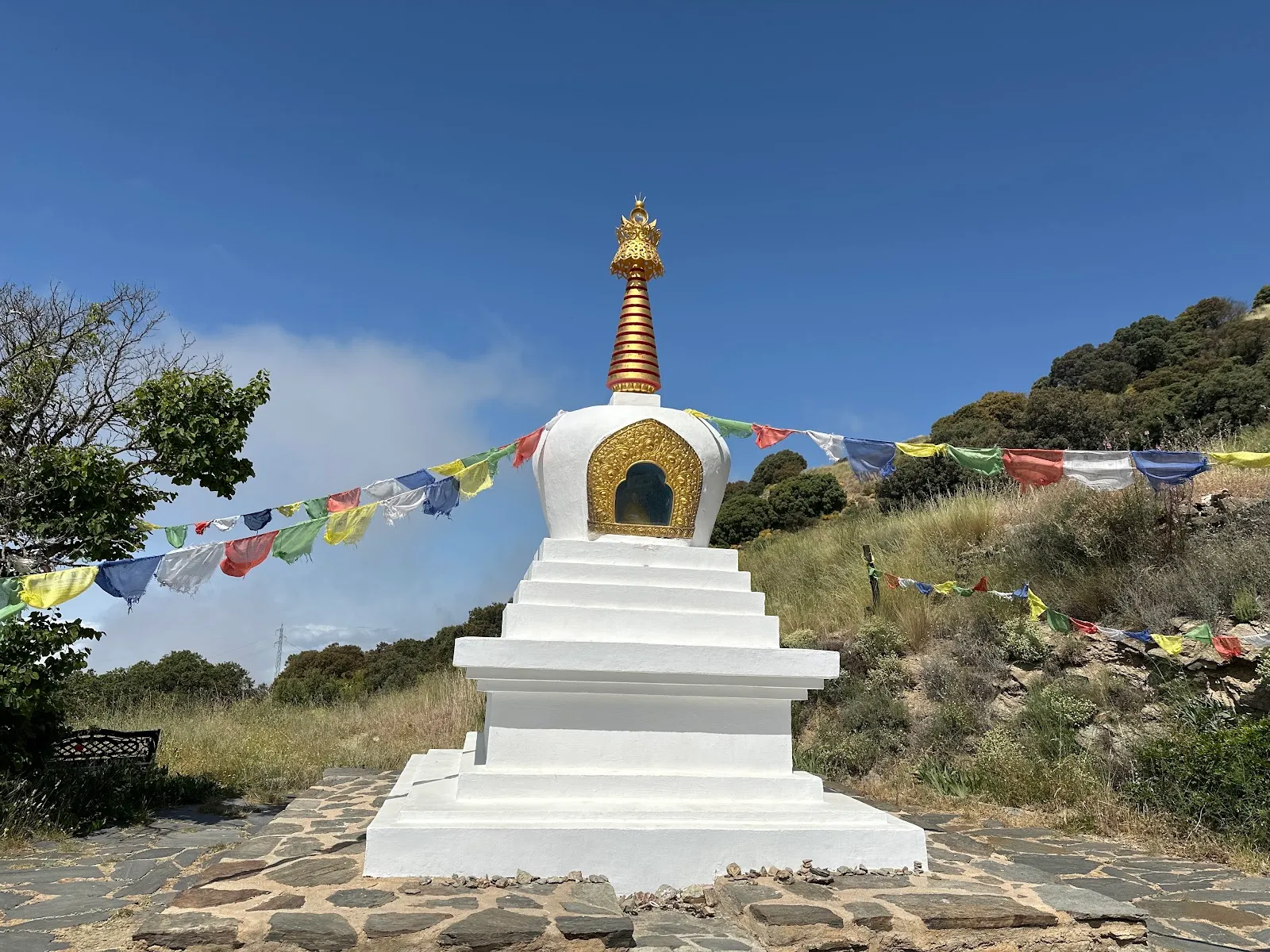 O Sel Ling — meditación-studio en Soportújar — 2