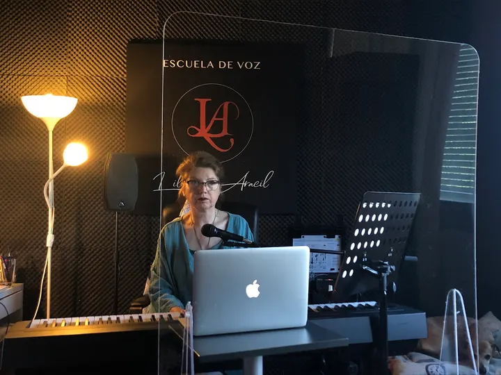 Escuela Liliana Aracil — baile-studio en Sevilla — 5