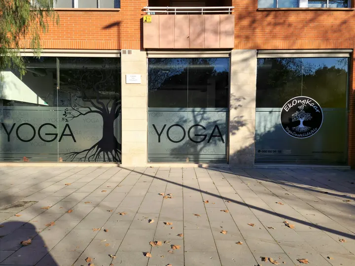 Ekongkaar Yoga Castelldefels — Yoga en Castelldefels