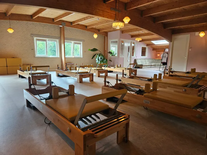 Studio Blitz Reformer Pilates — yoga-studio in Duinwijk, Overveen — 2
