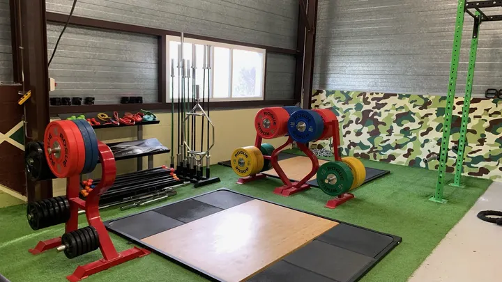Iron Fitness Club — salle de fitness-studio à Saint-Soupplets — 3