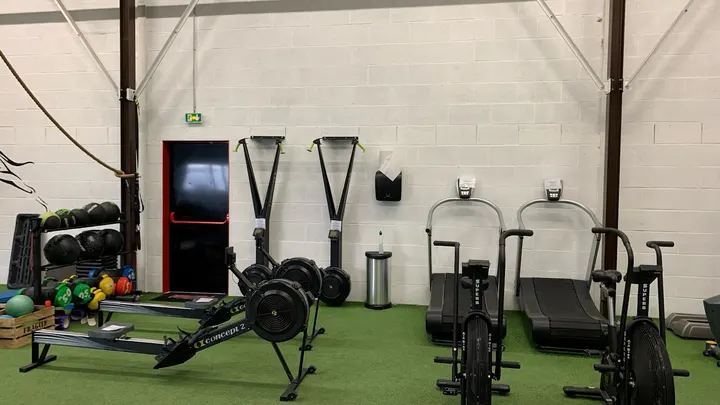 Iron Fitness Club — salle de fitness-studio à Saint-Soupplets — 4