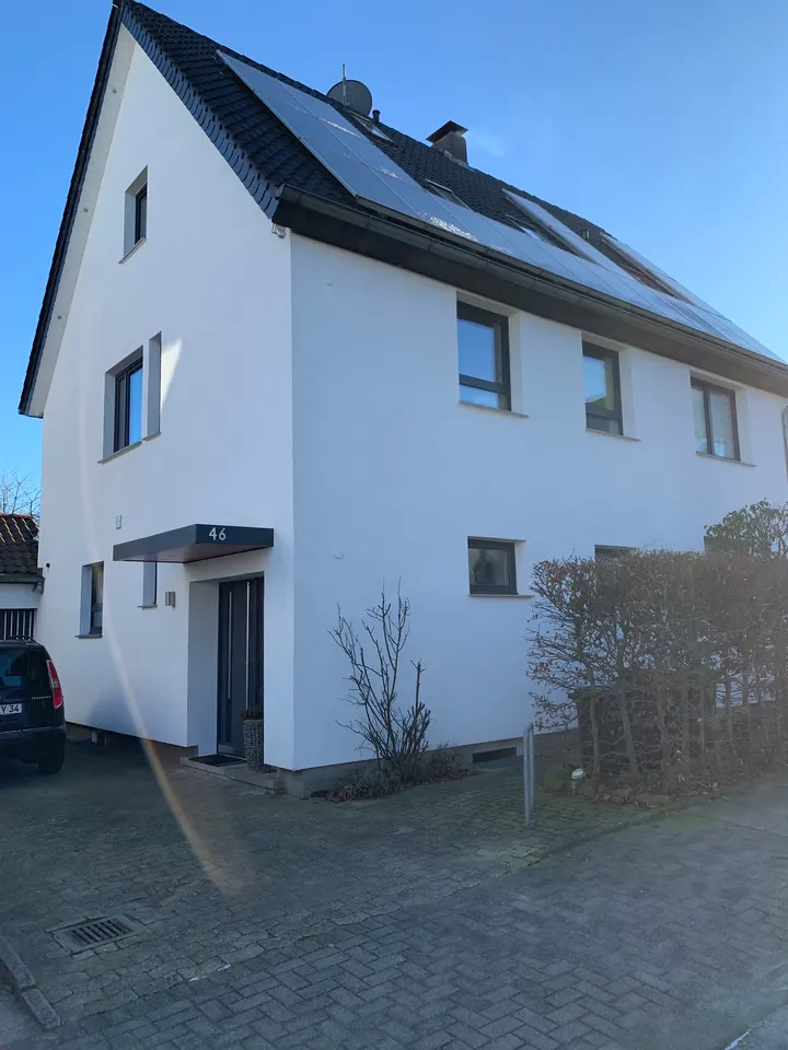 Bewegt & Entspannt – Yoga, Yogareisen, Entspannung, Physiotherapie und Coaching in Bielefeld — yoga-studio in Bielefeld — 3
