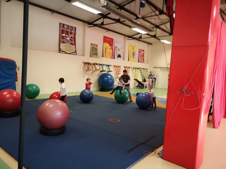 Cirkeole — Aérien à Jérusalem, Montigny-lès-Metz