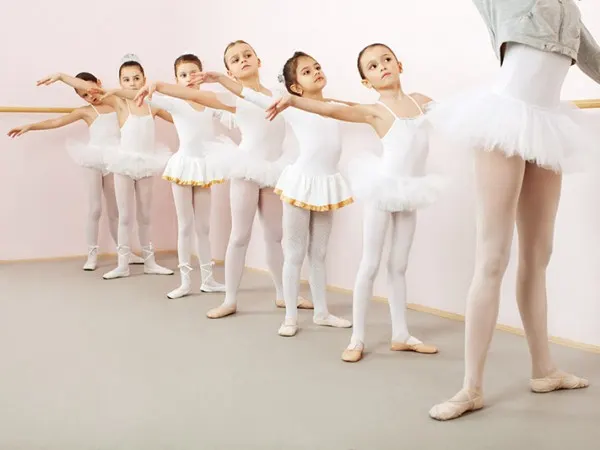 On Pointe — Dance en Son Espanyolet, Palma