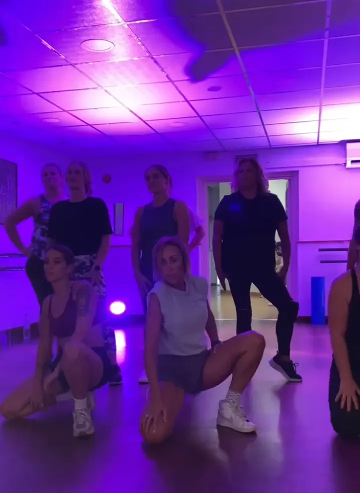 Las Bayaderas — baile-studio en Segunda Aguada, Cádiz — 3
