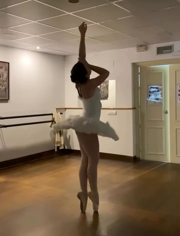 Las Bayaderas — baile-studio en Cádiz — 4