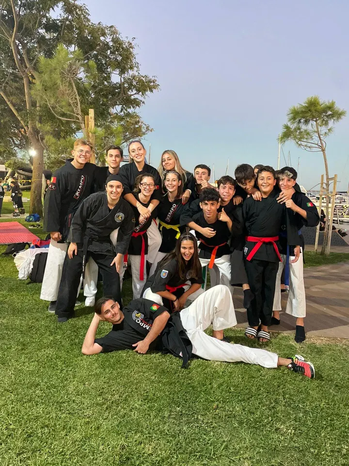 Kempo & Boxe & Defesa Pessoal — artes marciais-studio em Olhão — 2
