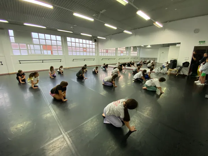 Escuela de danza Media Punta — Pilates en A Veiguiña, Vigo