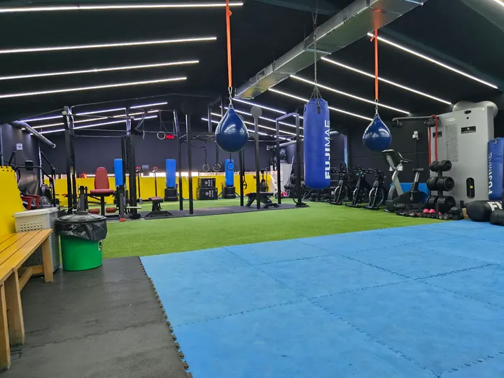 Gimnasio Ov18 — estudio de fitness-studio en Roquetas de Mar — 5