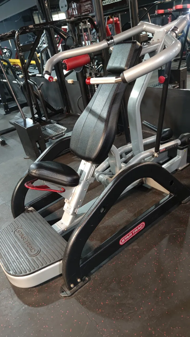 Gimnasio Ov18 — Estudio de fitness en Los Depósitos, Roquetas de Mar