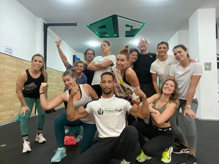 Powerfull (centro deportivo) — estudio de fitness-studio en Regiones Devastadas, Almería — 3